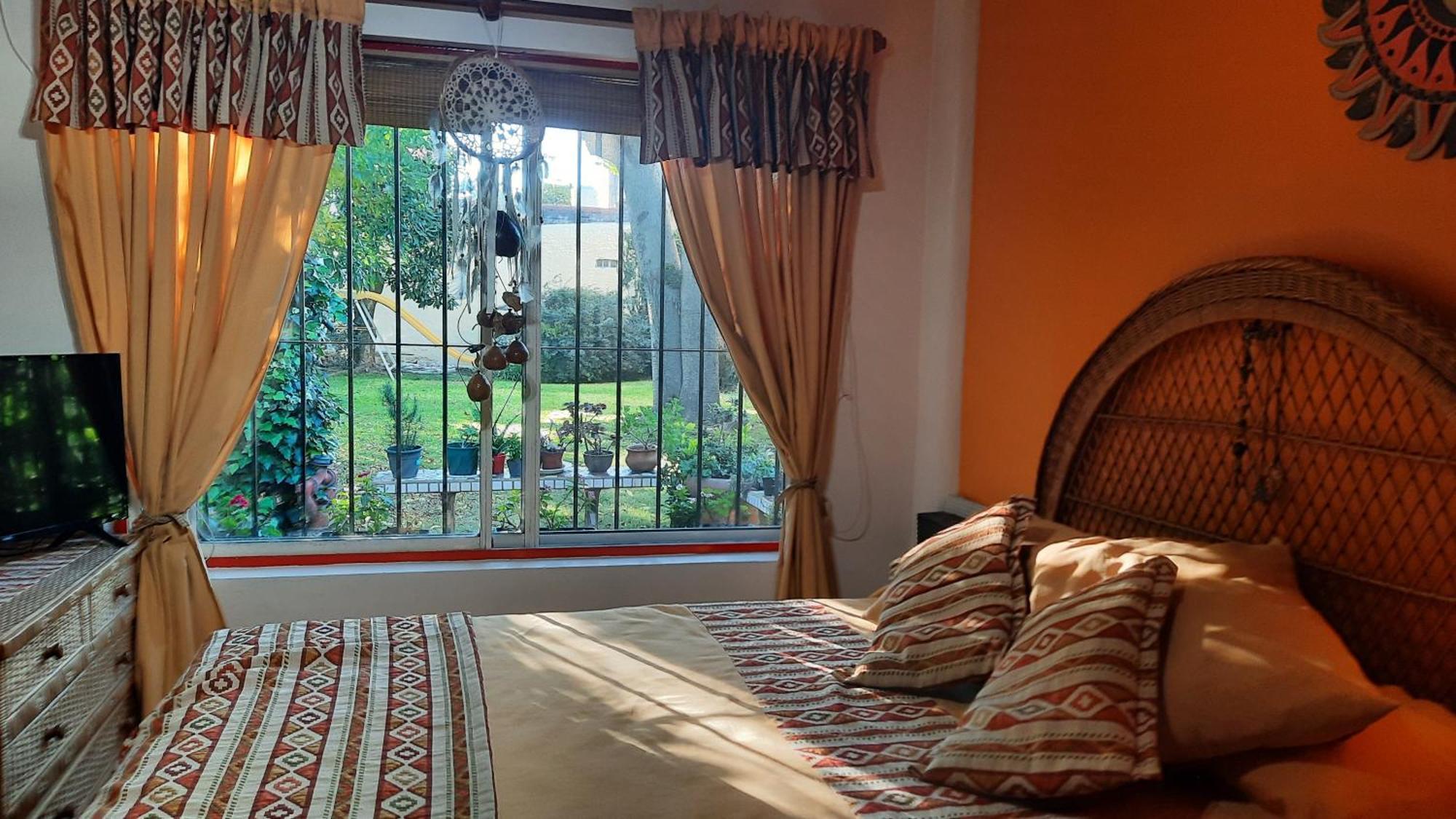 Nel'S Casa Hostel A 15 Minutos De Aeropuerto Ezeiza Monte Grande Ngoại thất bức ảnh